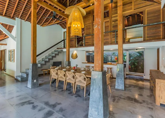 Tropical 5br & 20m Pool, Sleeps 12 * Seminyak