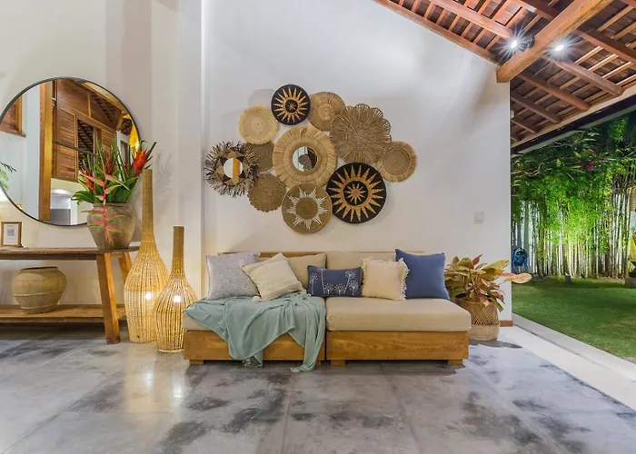 Villa Tropical 5br & 20m Pool, Sleeps 12 *
