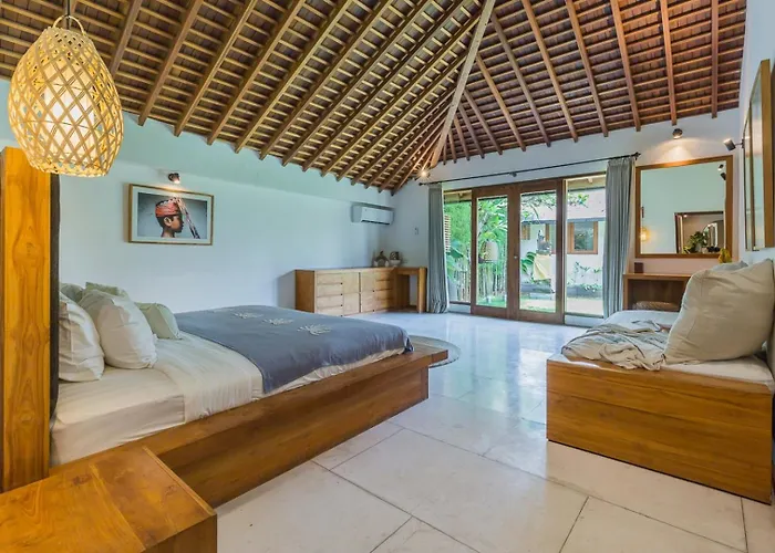 Villa Tropical 5br & 20m Pool, Sleeps 12 *
