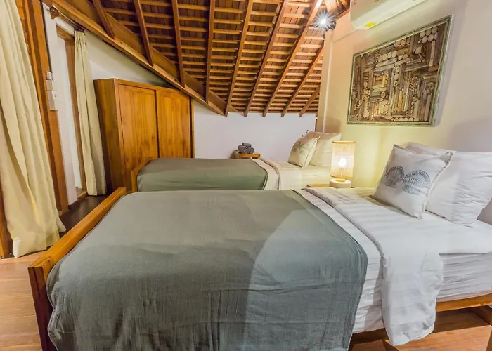 Tropical 5br & 20m Pool, Sleeps 12 * Seminyak